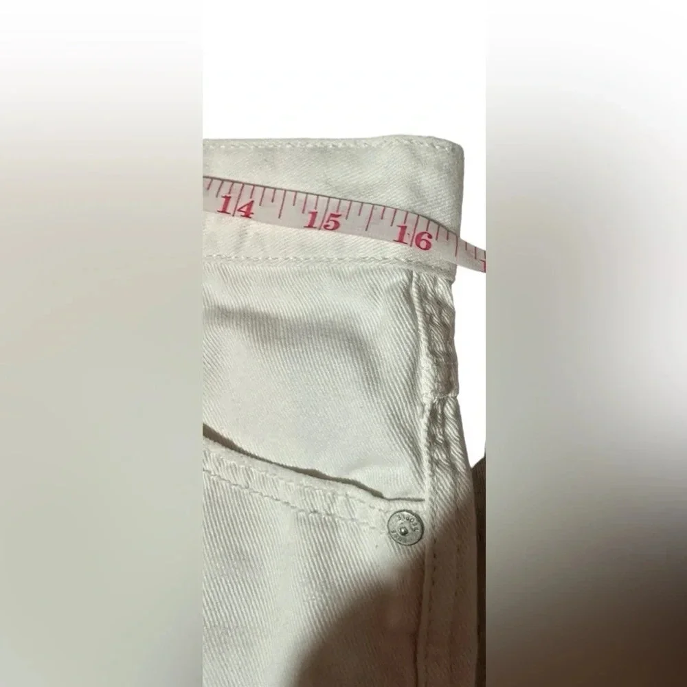 Free People High Rise Button Up White Denim Shorts size 26 Spring Summer Coastal